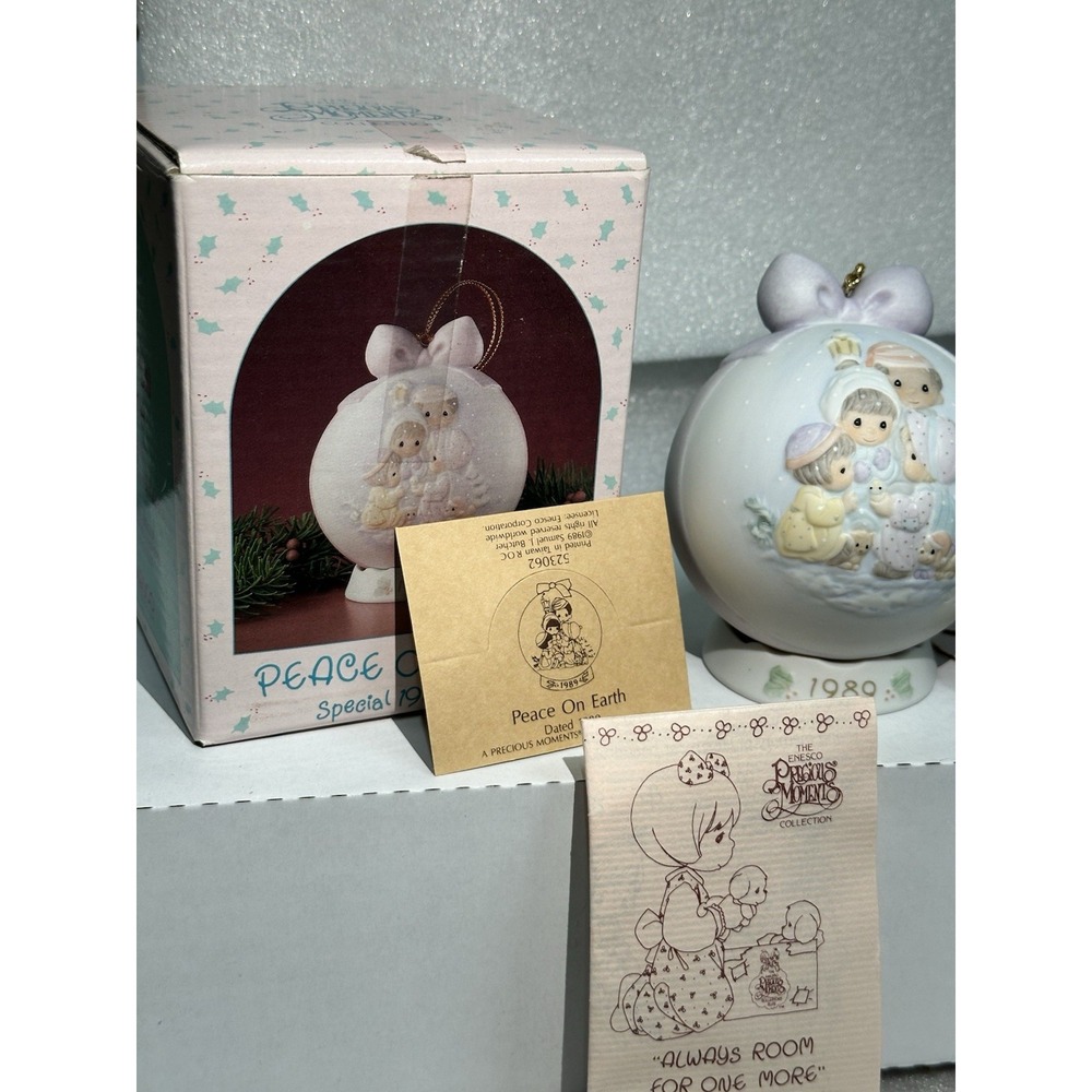 New Christmas Ornament Precious Moments"Peace On Earth"First-Edition 1989NIB NOS - Picture 3 of 5